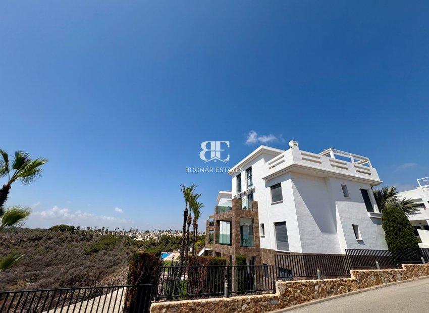 Herverkoop - apartment -
Dehesa de Campoamor - Las Ramblas
