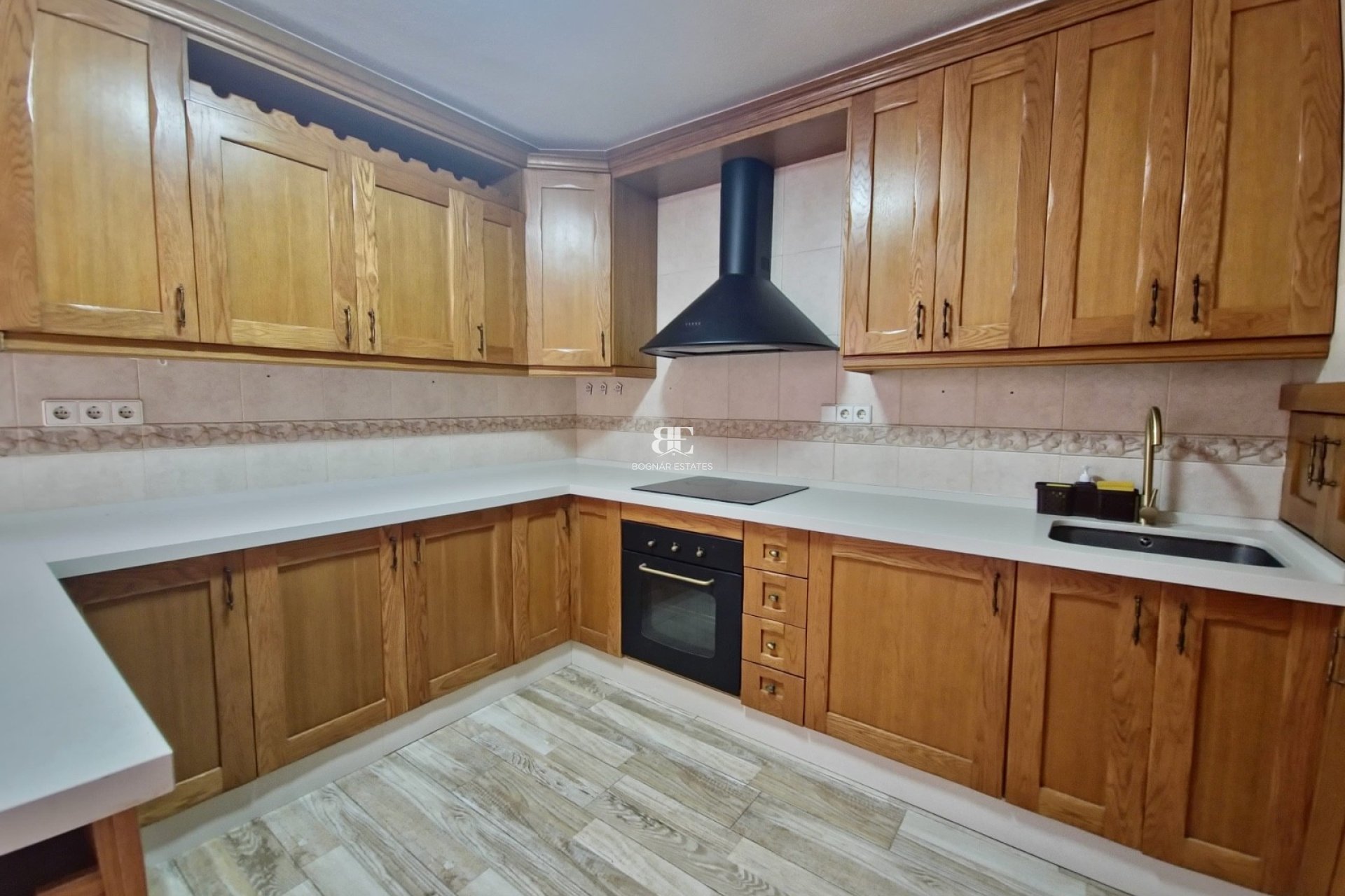 Herverkoop - apartment -
Dolores