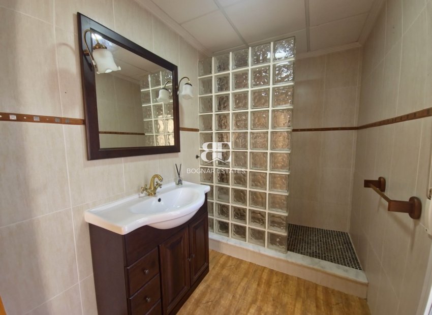 Herverkoop - apartment -
Dolores