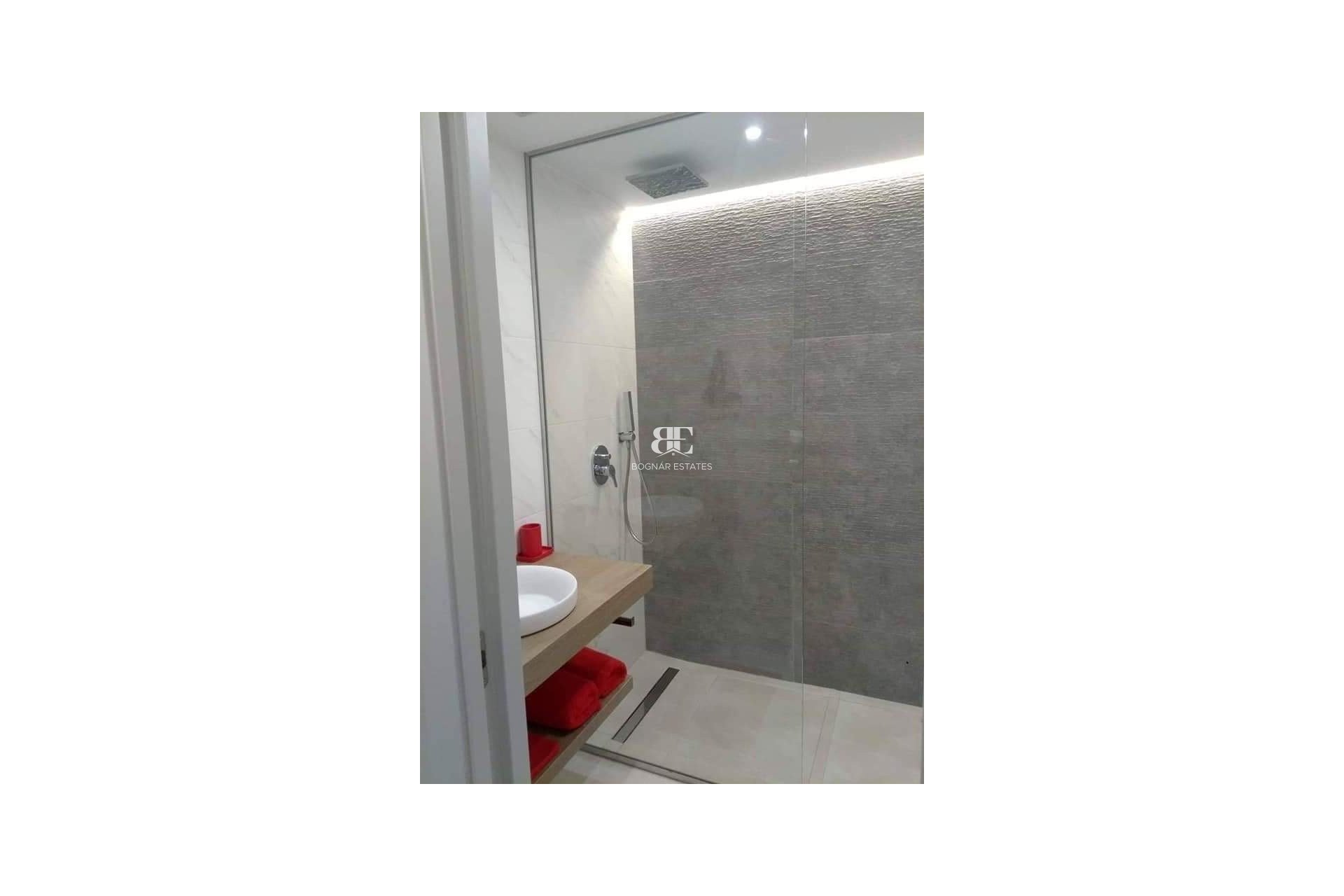 Herverkoop - apartment -
El Raso - Costa Blanca