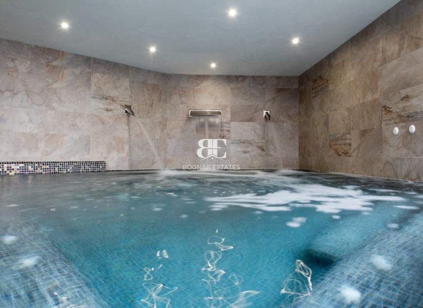 Herverkoop - apartment -
El Raso - Costa Blanca