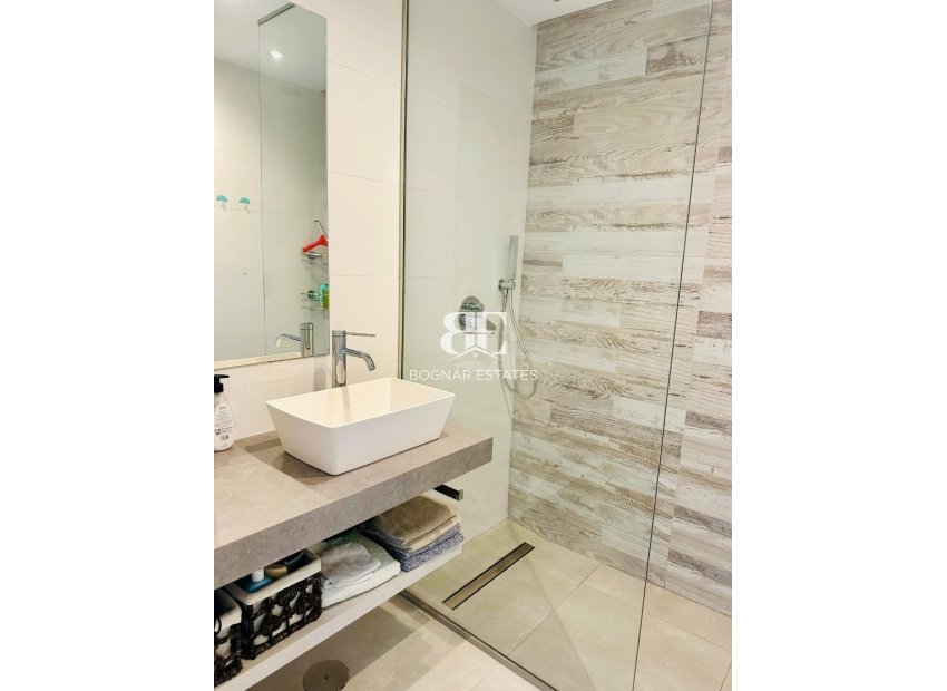 Herverkoop - apartment -
El Raso - Costa Blanca