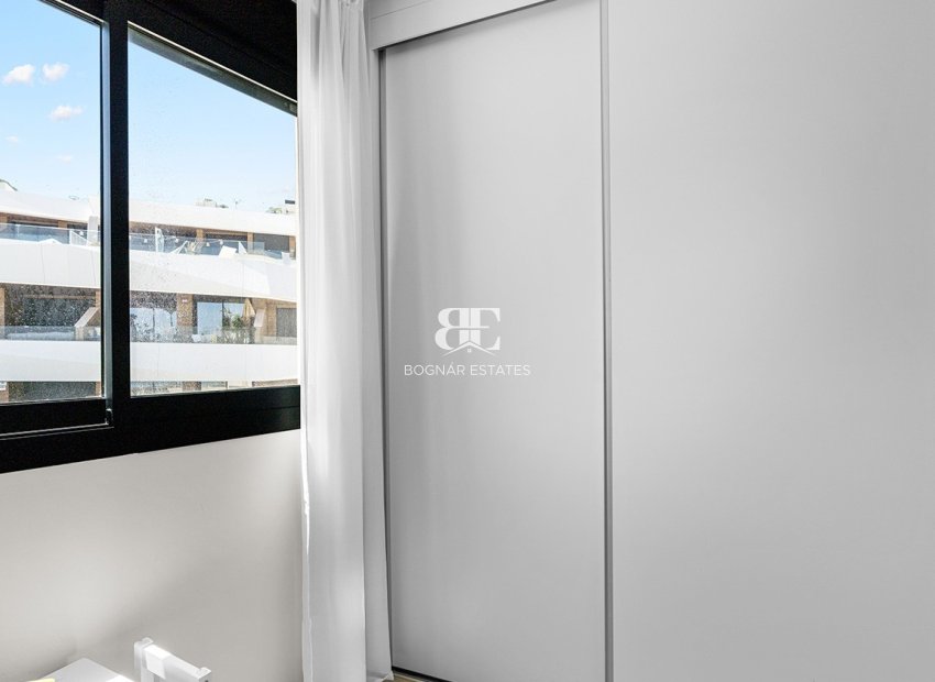 Herverkoop - apartment -
Gran Alacant - Playa del Carabassí