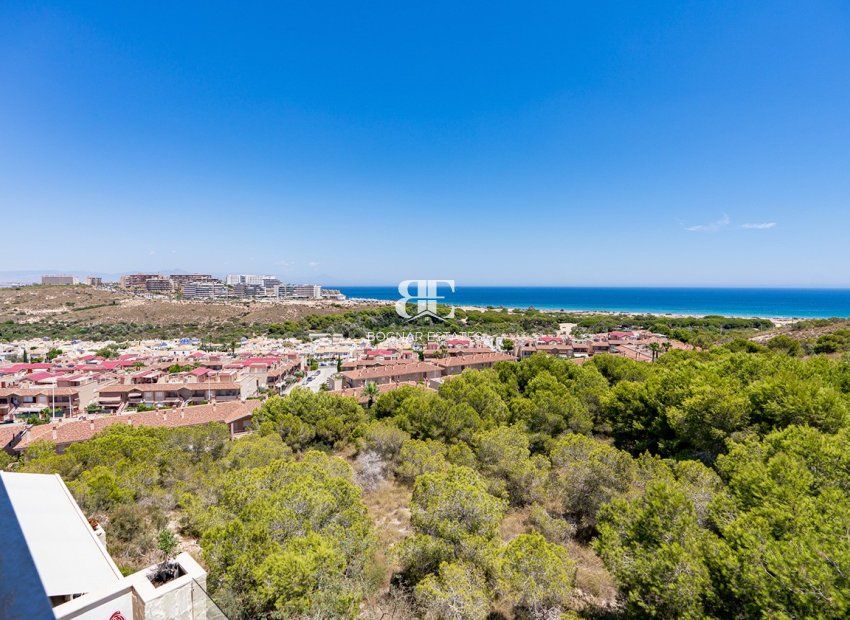 Herverkoop - apartment -
Gran Alacant - Playa del Carabassí