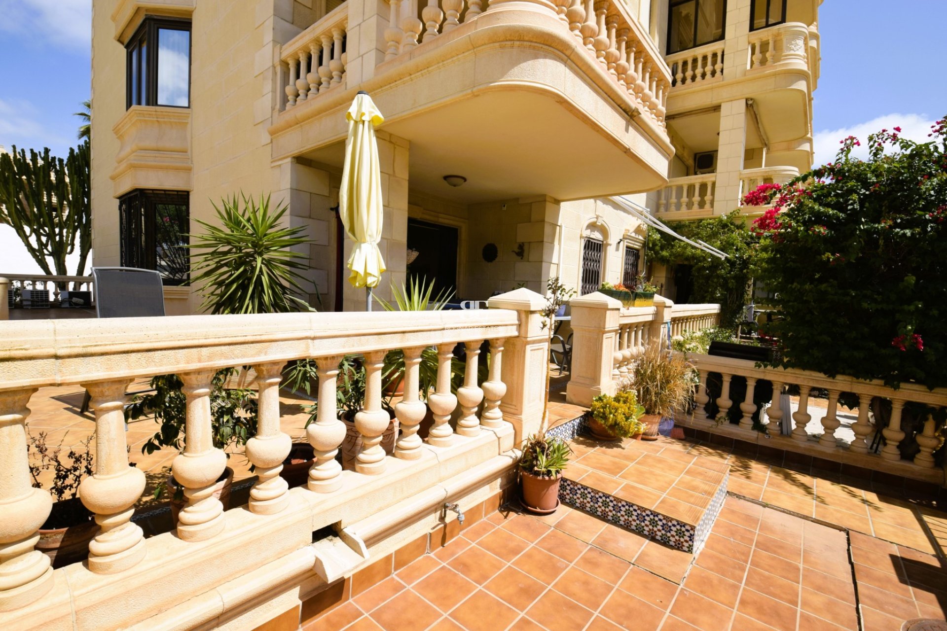 Herverkoop - apartment -
Guardamar del Segura - Campomar
