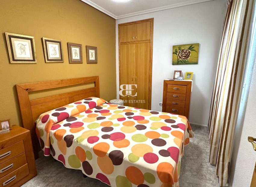 Herverkoop - apartment -
Guardamar del Segura - Center