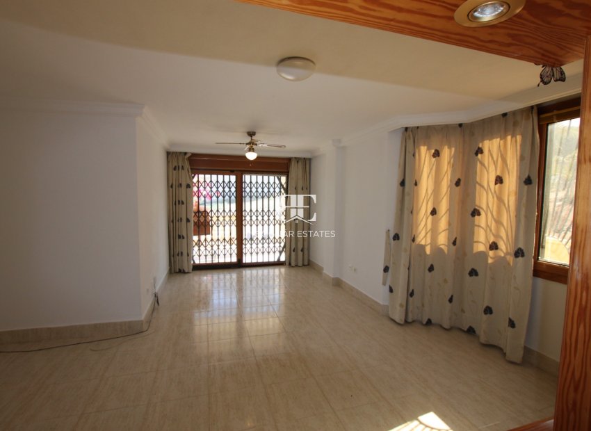 Herverkoop - apartment -
Guardamar del Segura - El Moncayo