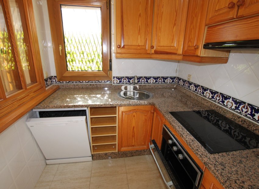 Herverkoop - apartment -
Guardamar del Segura - El Moncayo