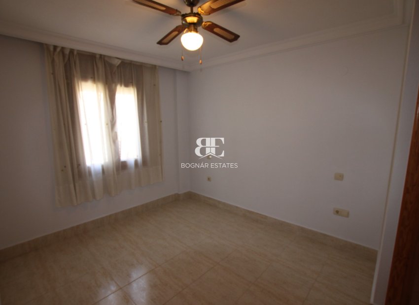 Herverkoop - apartment -
Guardamar del Segura - El Moncayo