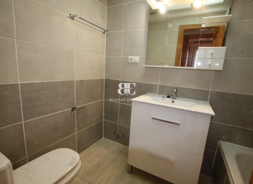 Herverkoop - apartment -
Guardamar del Segura - El Moncayo