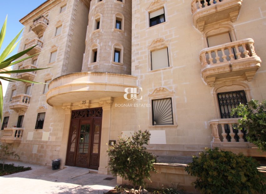 Herverkoop - apartment -
Guardamar del Segura - El Moncayo
