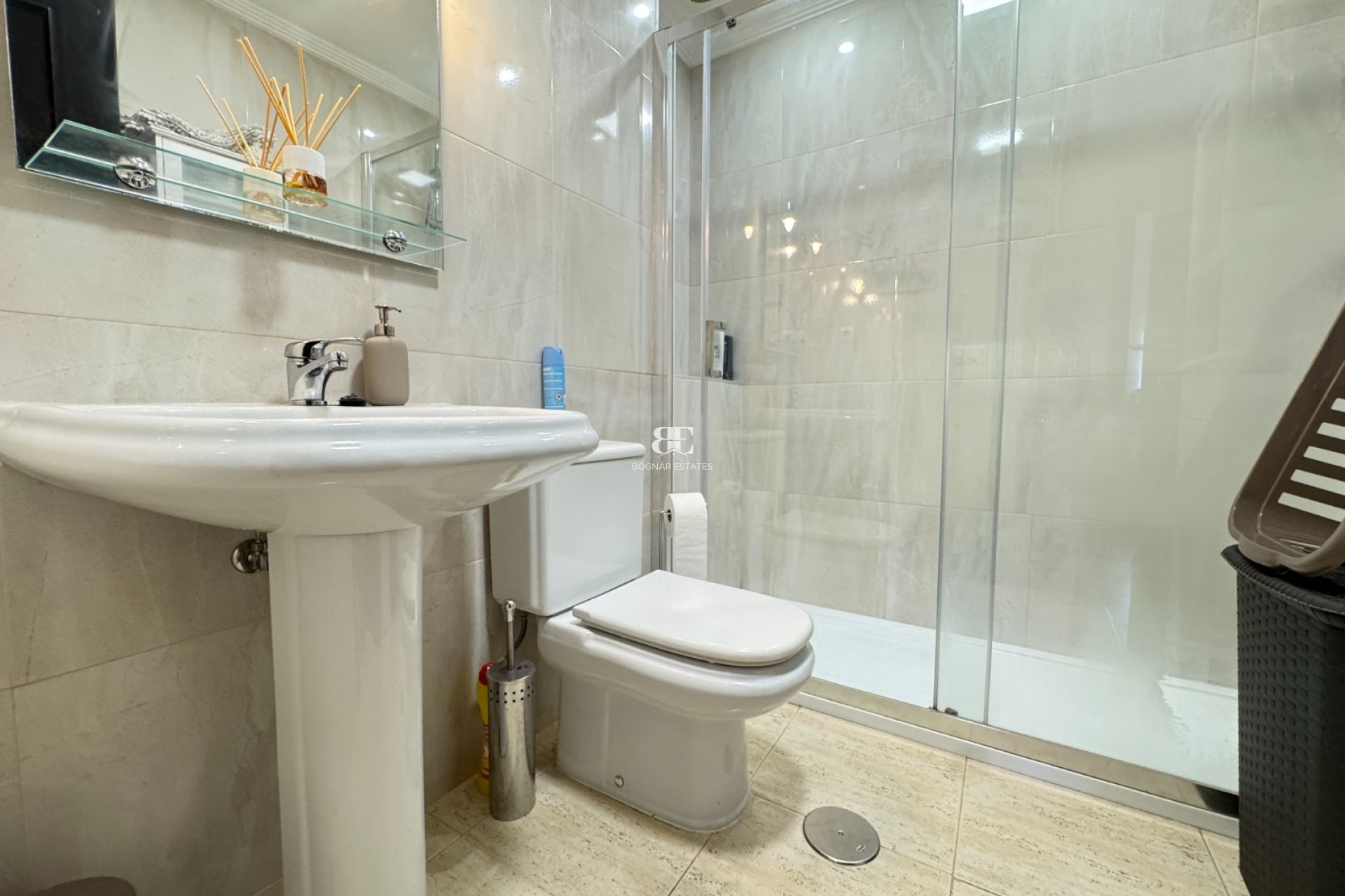 Herverkoop - apartment -
Guardamar del Segura - El Moncayo