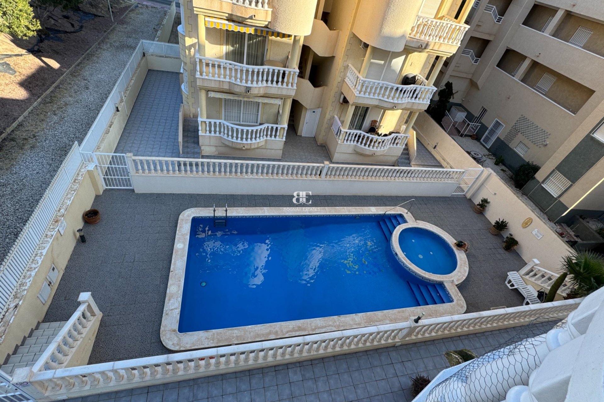 Herverkoop - apartment -
Guardamar del Segura - El Moncayo