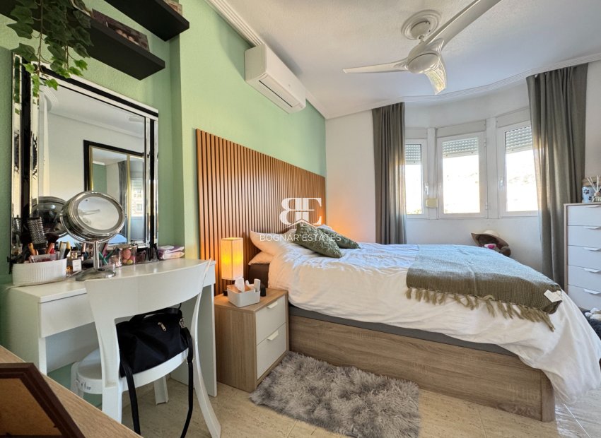 Herverkoop - apartment -
Guardamar del Segura - El Moncayo