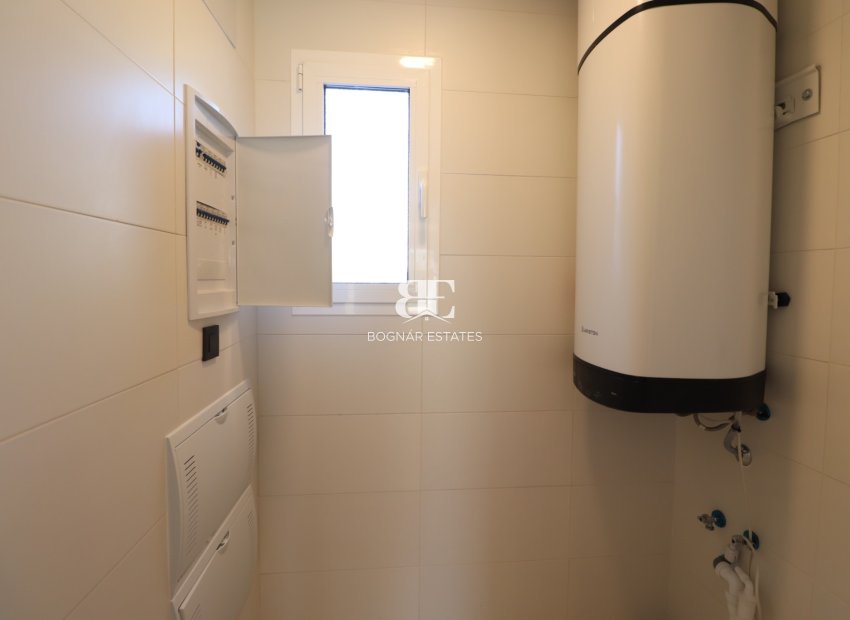 Herverkoop - apartment -
Guardamar del Segura - El Raso