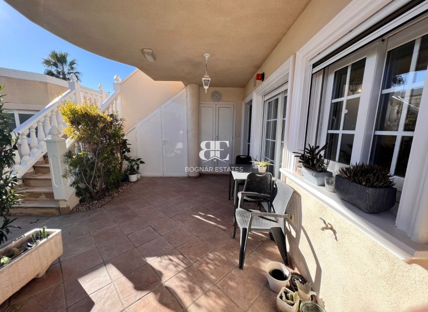 Herverkoop - apartment -
Guardamar del Segura - El Raso