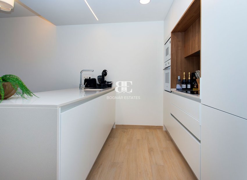 Herverkoop - apartment -
Guardamar del Segura - El Raso