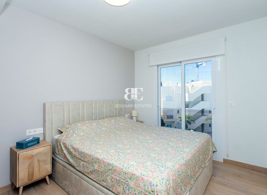 Herverkoop - apartment -
Guardamar del Segura - El Raso