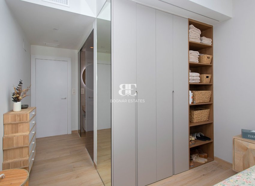 Herverkoop - apartment -
Guardamar del Segura - El Raso