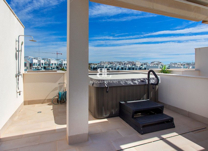 Herverkoop - apartment -
Guardamar del Segura - El Raso