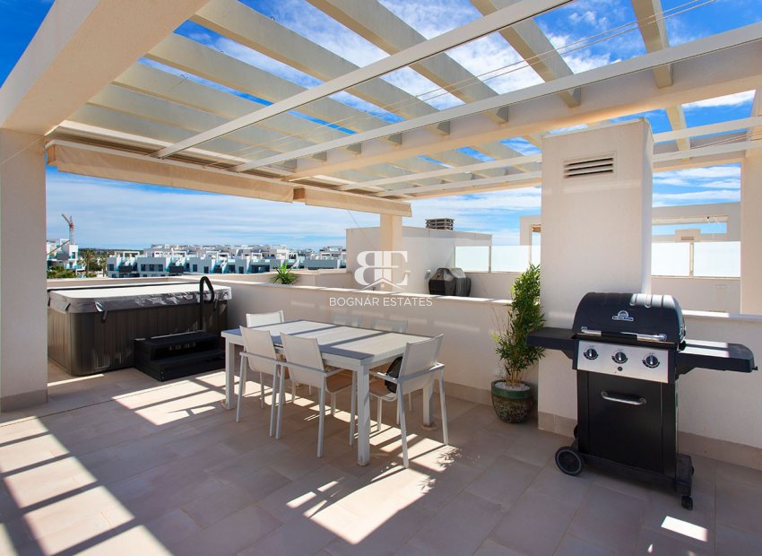 Herverkoop - apartment -
Guardamar del Segura - El Raso