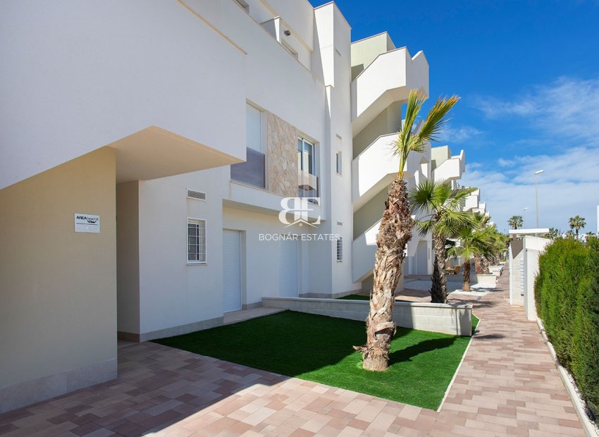 Herverkoop - apartment -
Guardamar del Segura - El Raso