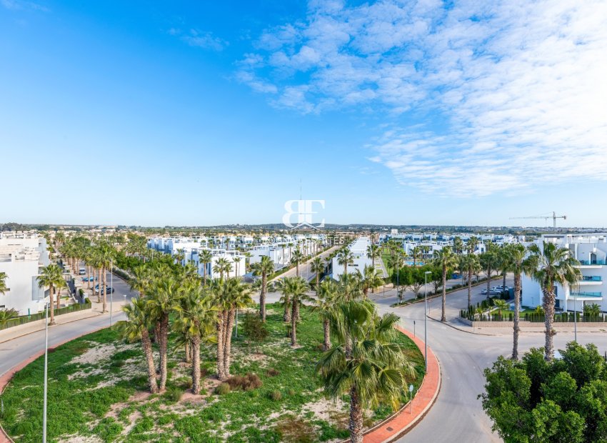 Herverkoop - apartment -
Guardamar del Segura - El Raso