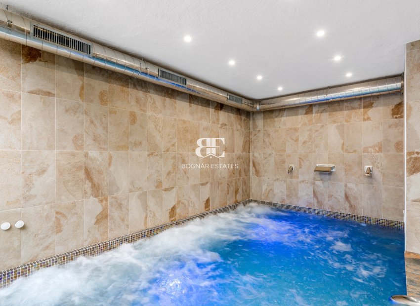 Herverkoop - apartment -
Guardamar del Segura - El Raso