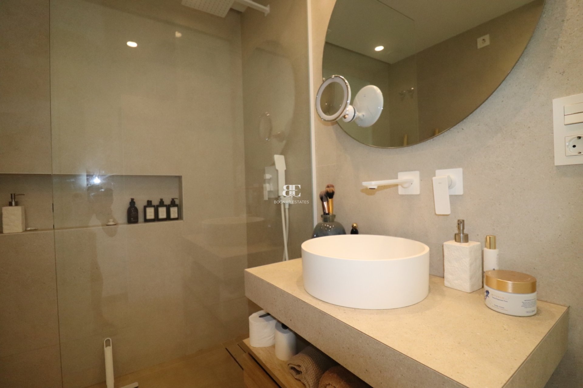 Herverkoop - apartment -
Guardamar del Segura - El Raso