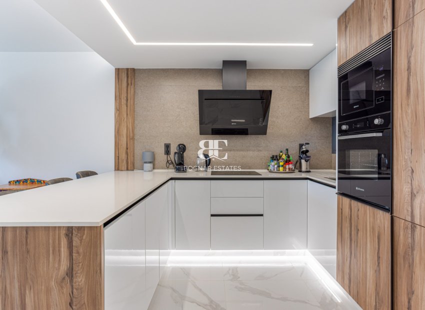Herverkoop - apartment -
Guardamar del Segura - El Raso