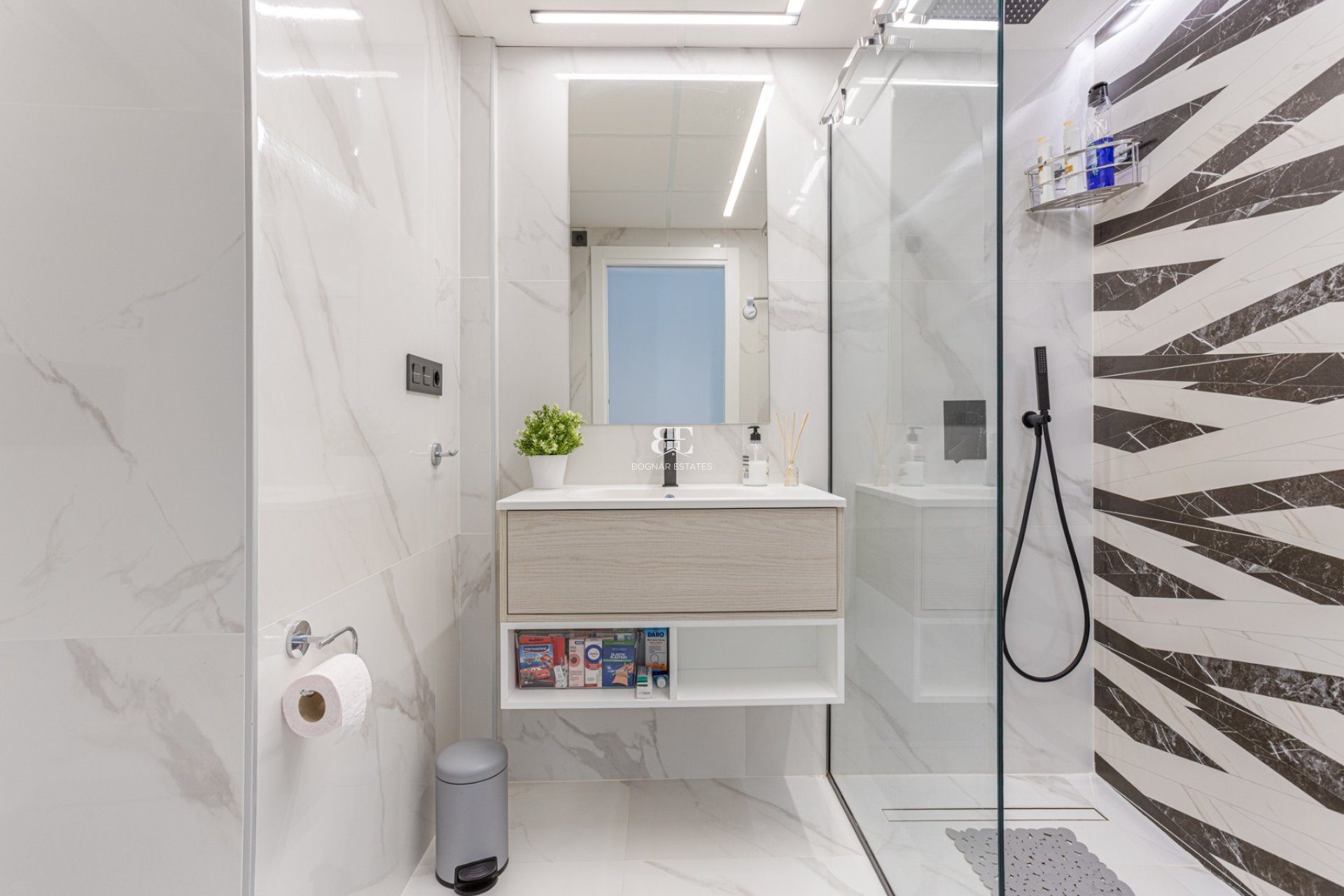 Herverkoop - apartment -
Guardamar del Segura - El Raso