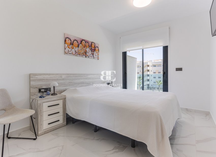 Herverkoop - apartment -
Guardamar del Segura - El Raso