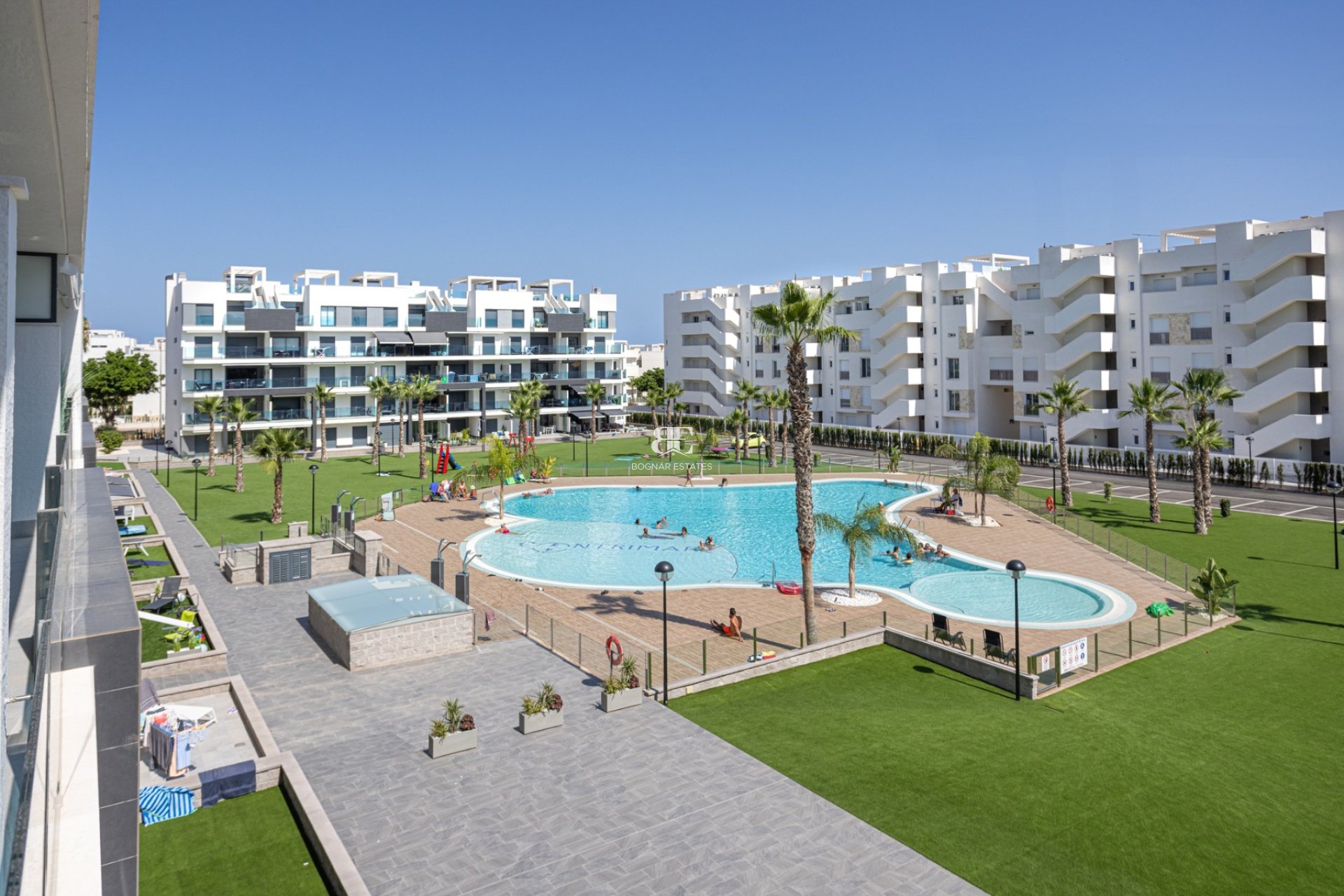 Herverkoop - apartment -
Guardamar del Segura - El Raso