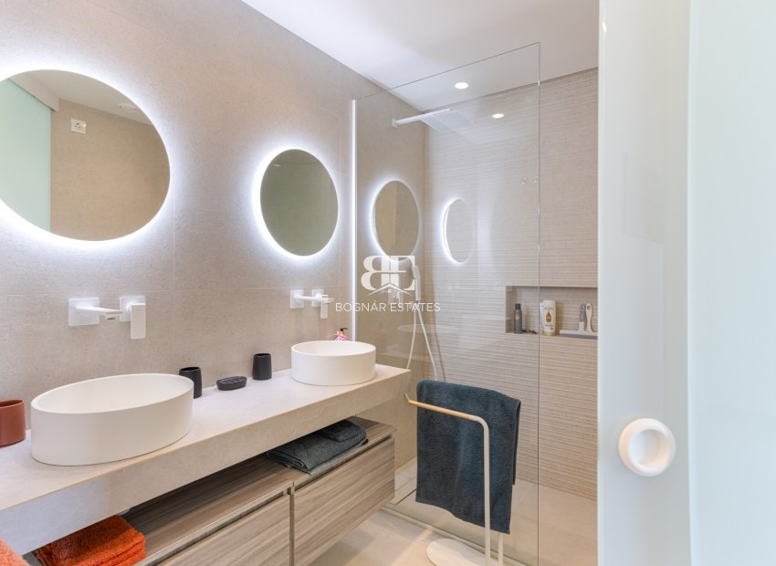 Herverkoop - apartment -
Guardamar del Segura - El Raso