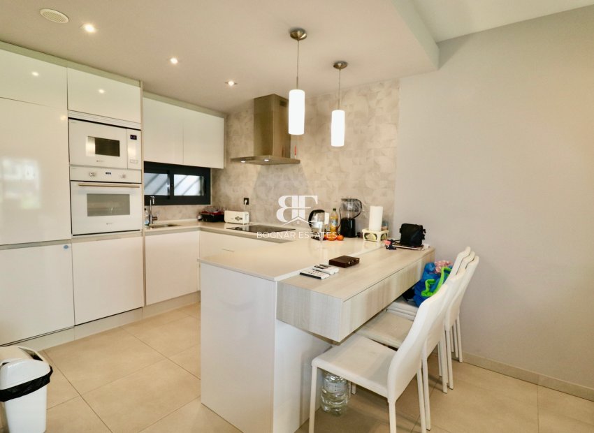 Herverkoop - apartment -
Guardamar del Segura - Guardamar - El Raso