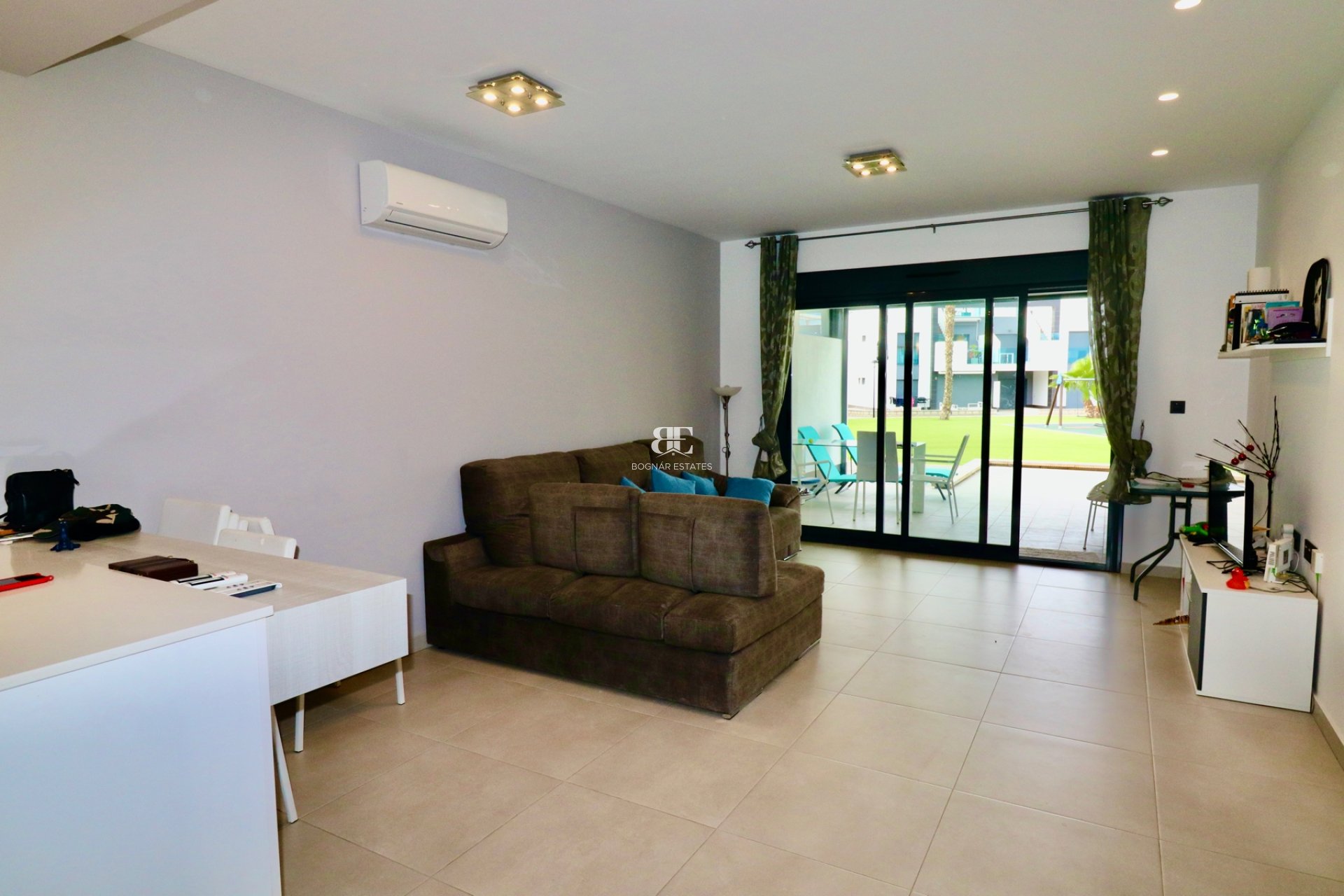 Herverkoop - apartment -
Guardamar del Segura - Guardamar - El Raso