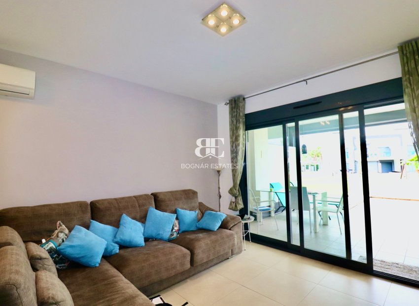 Herverkoop - apartment -
Guardamar del Segura - Guardamar - El Raso