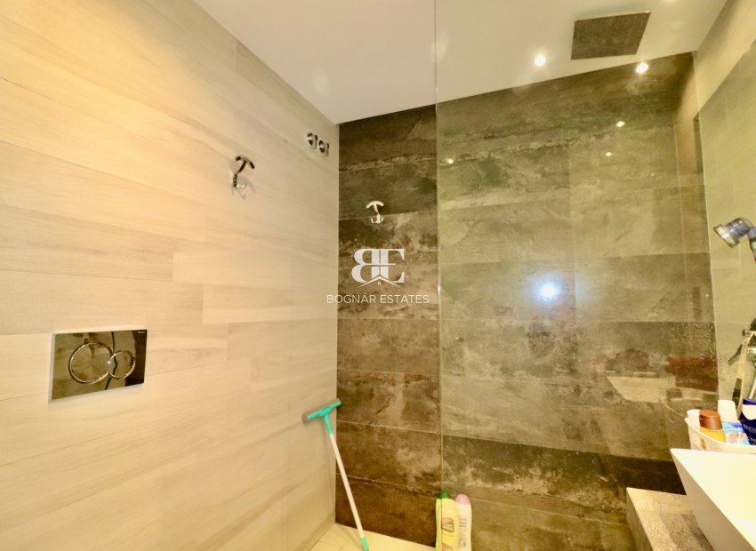 Herverkoop - apartment -
Guardamar del Segura - Guardamar - El Raso