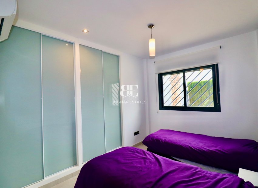 Herverkoop - apartment -
Guardamar del Segura - Guardamar - El Raso