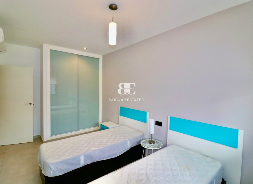 Herverkoop - apartment -
Guardamar del Segura - Guardamar - El Raso