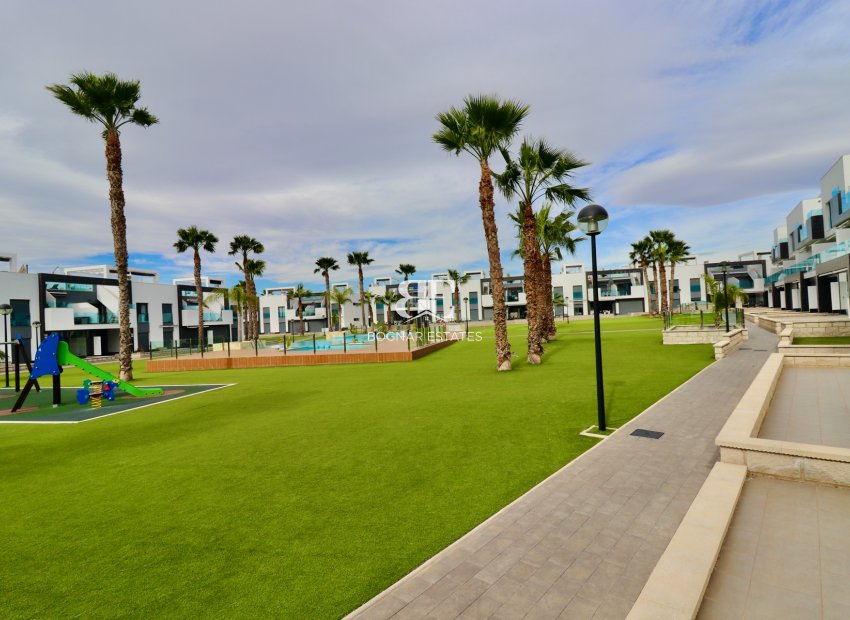 Herverkoop - apartment -
Guardamar del Segura - Guardamar - El Raso