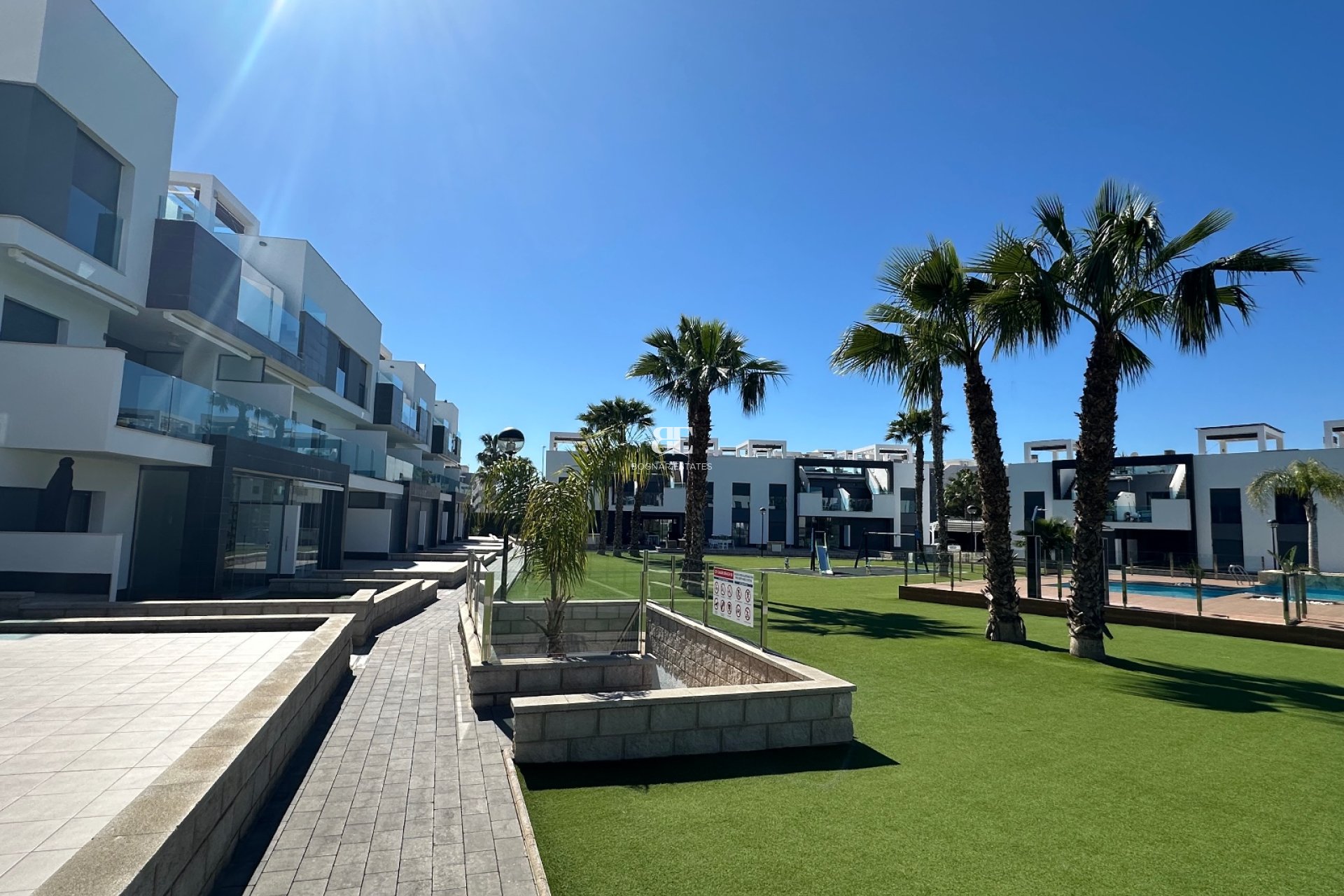 Herverkoop - apartment -
Guardamar del Segura - Guardamar - El Raso