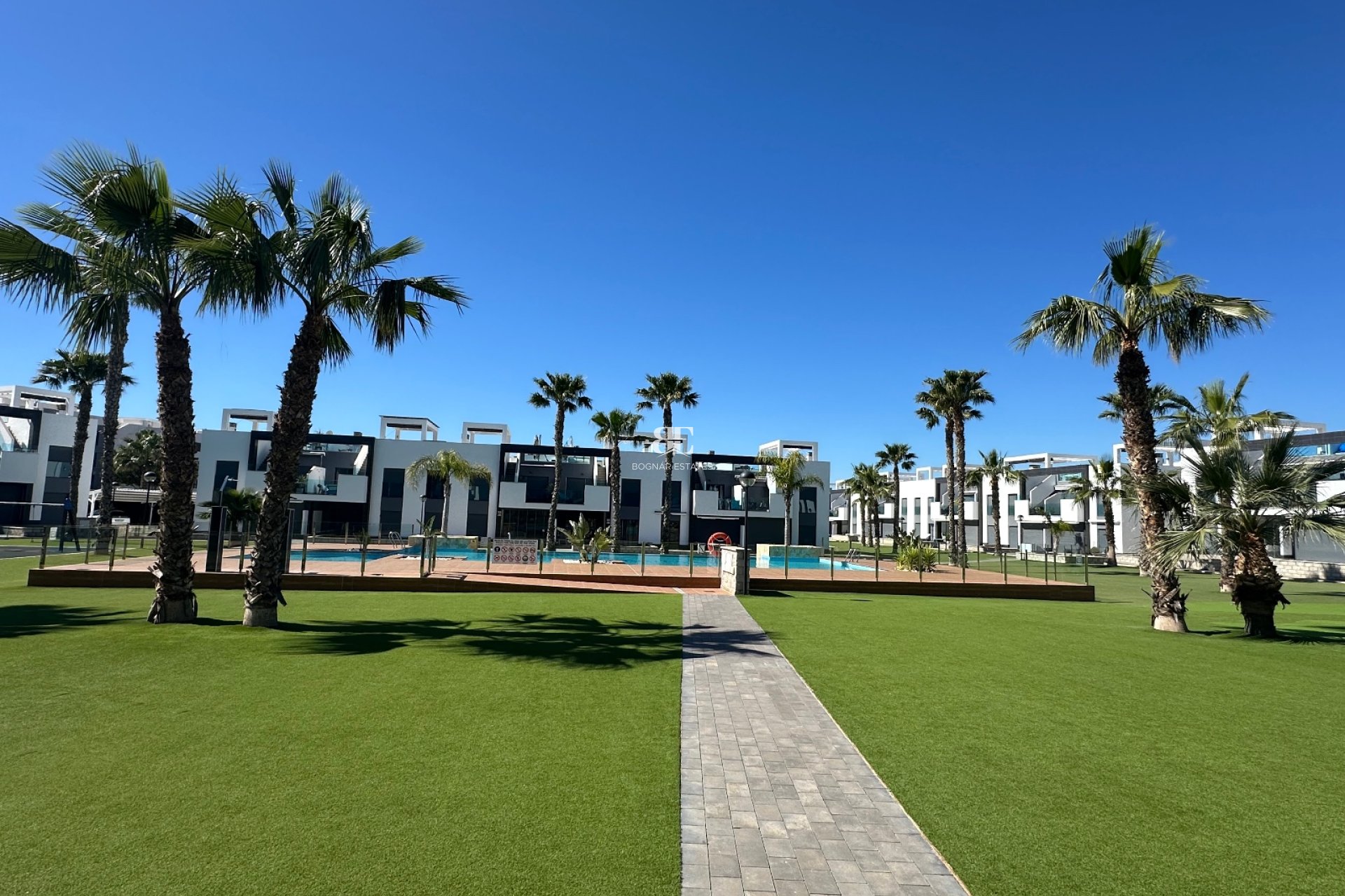 Herverkoop - apartment -
Guardamar del Segura - Guardamar - El Raso