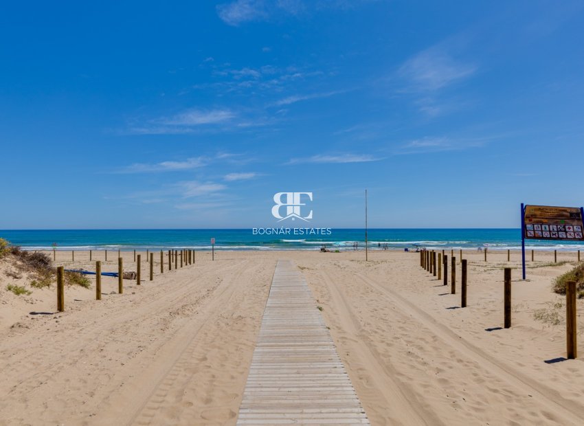 Herverkoop - apartment -
Guardamar del Segura - Pinomar