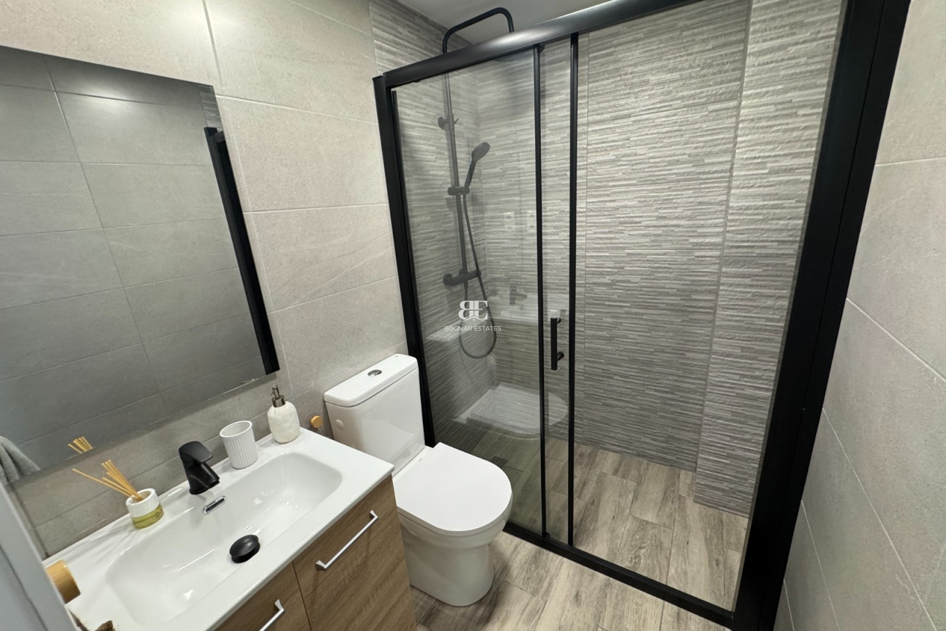Herverkoop - apartment -
Guardamar del Segura - Pinomar