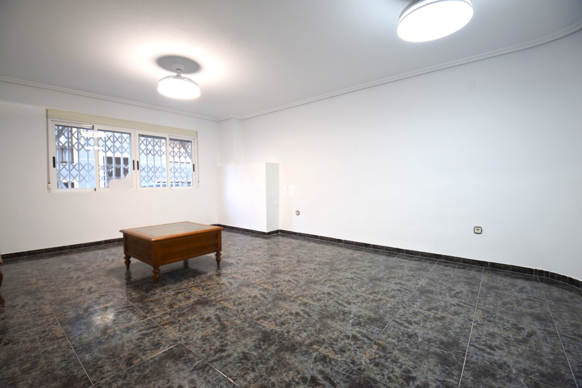 Herverkoop - apartment -
Guardamar del Segura - Pueblo