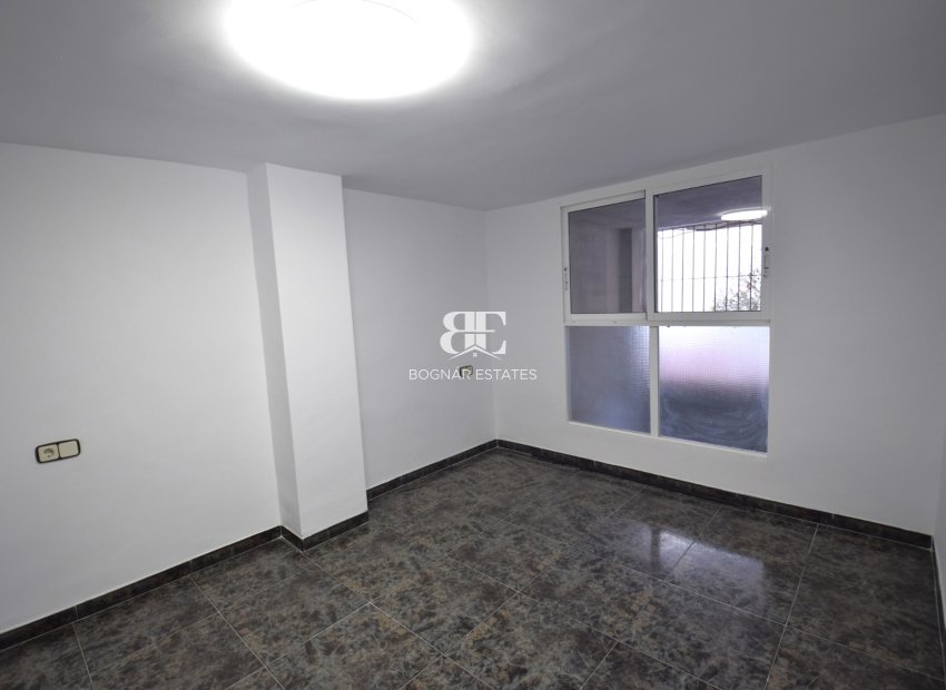Herverkoop - apartment -
Guardamar del Segura - Pueblo