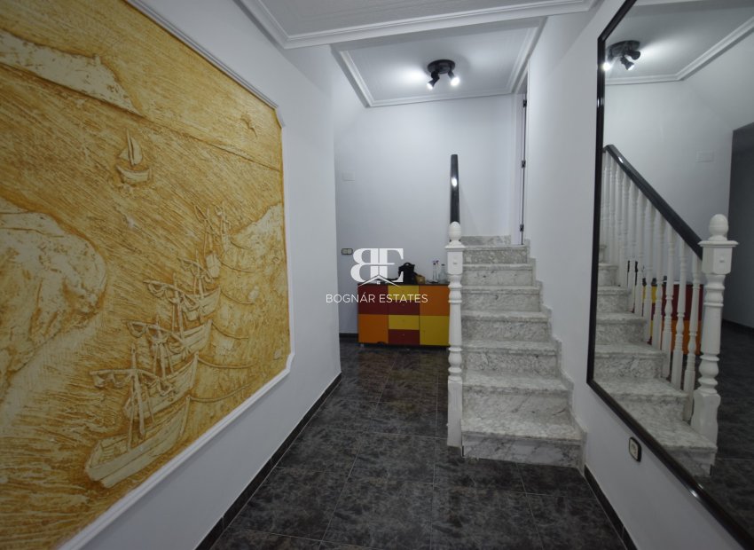 Herverkoop - apartment -
Guardamar del Segura - Pueblo