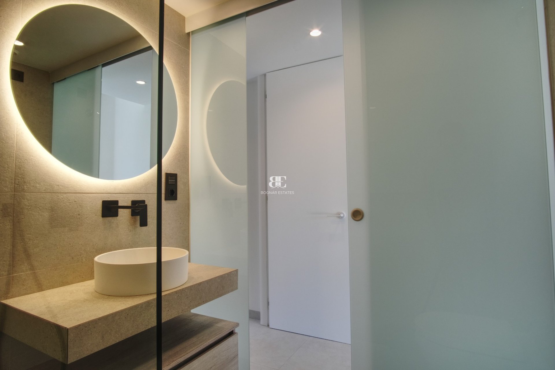 Herverkoop - apartment -
Guardamar del Segura - Urbanizaciones