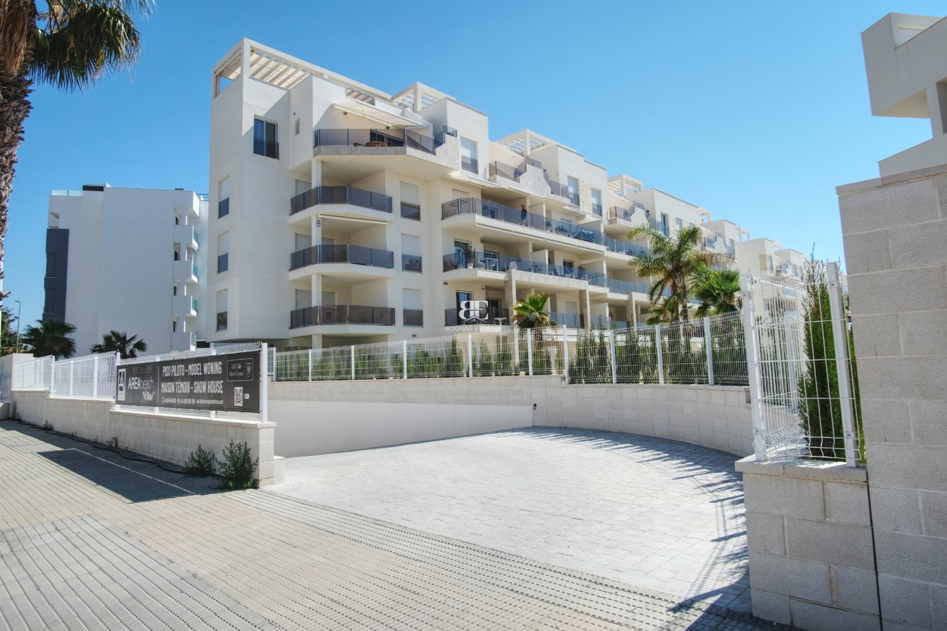 Herverkoop - apartment -
Guardamar del Segura - Urbanizaciones